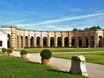 Ducal Palace, Mantua